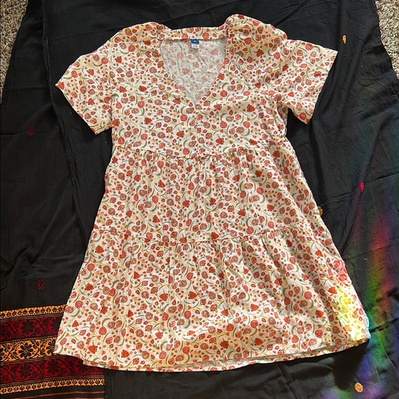Old Navy Dresses & Skirts - 🌷Paisley Floral V-Neck Swing Dress Old Navy🌷